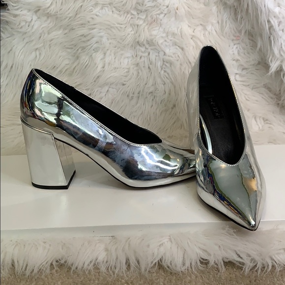 Metallic heels - Picture 2 of 8